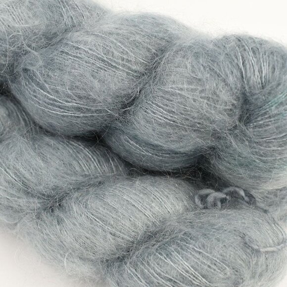 Little Fox Yarn Little Mo Lace Weight 3 Skeins 72% Kid Mohair 28% Silk Blue Boy - Picture 2 of 4